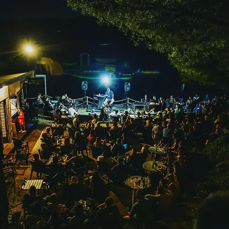 Manu Апартаменты *